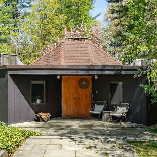 Welcome to Mid-Century Seclusion, an exceptionally curated escape.