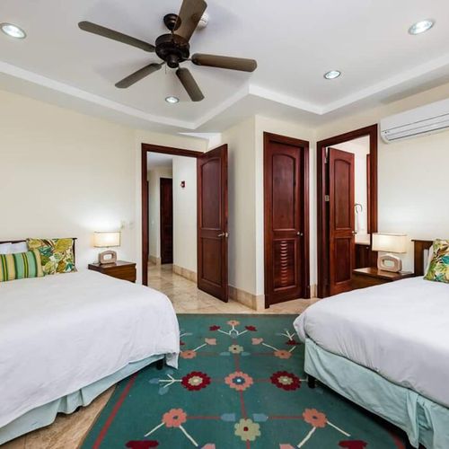 A great room to share with two full beds.