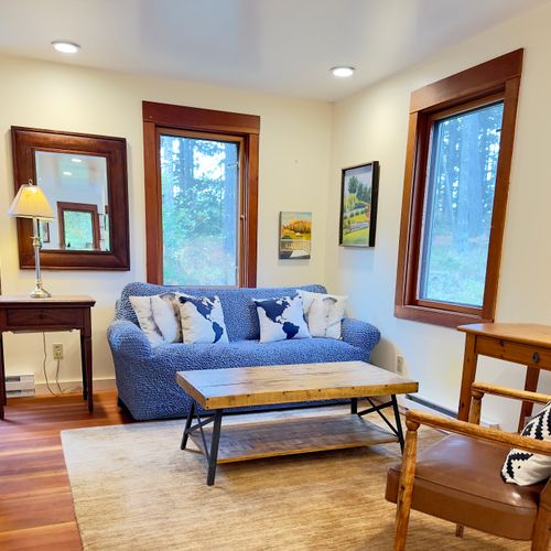 extra sitting room with games and desk