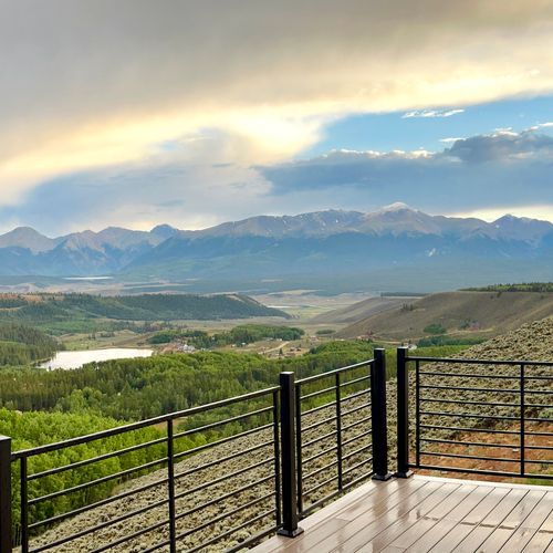 Your surroundings, always refreshing.