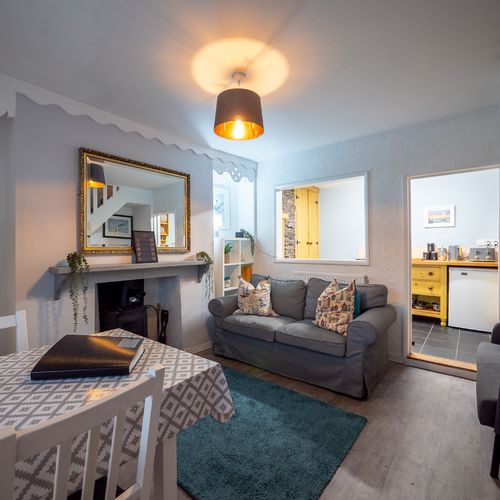 10575aa4 58d3 469f 9748 146d5efe489f homerunner