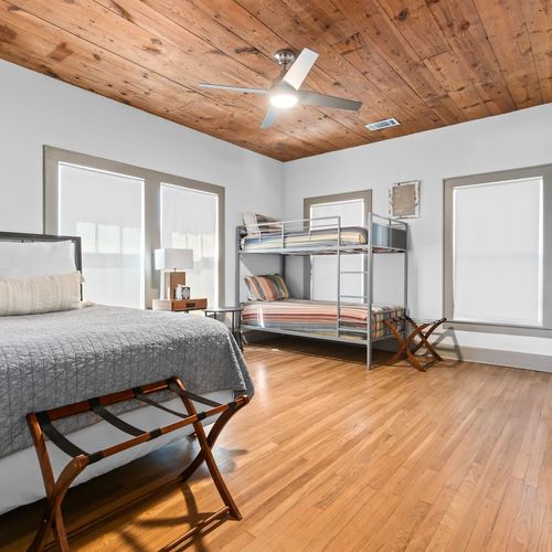 Queen Bed, Twin Bunk Beds,  BR,  TV
