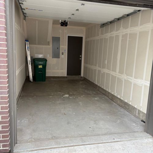 Convenient parking for one care in the garage.