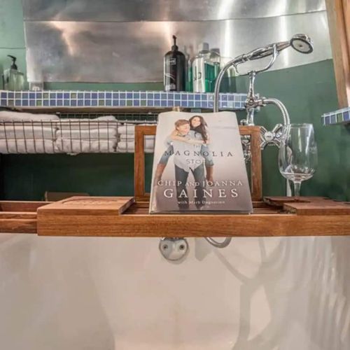 Airstream tub