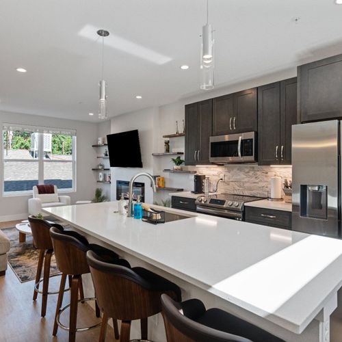 Gather, relax, and enjoy in this modern, family-friendly retreat.
