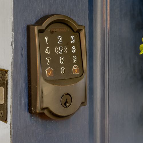 Flexible, contactless check-in lets you arrive on your schedule, day or night.