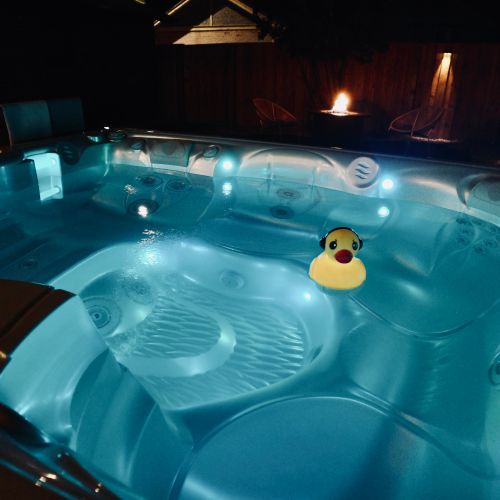Hot tub retreat with crystal-clear comfort.