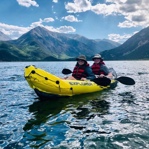 There are tons of outdoor activities to partake in nearby, just a short drive to the lake.