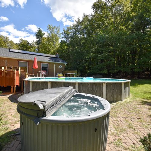 Hop in the hot tub and enjoy!