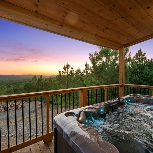 Hot tub with million dollar views!