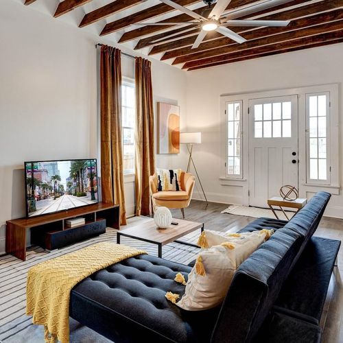 Cozy living room w/ a large TV — sink into the sofa & stream the night away.