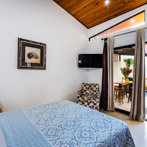 Guests Bedroom