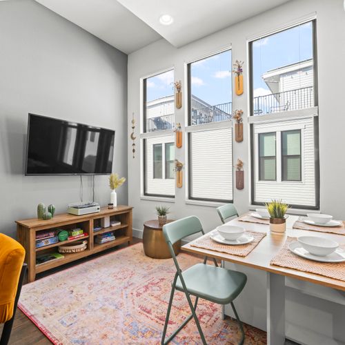 Bright dining area ideal for shared meals, easy mornings, and relaxed evenings