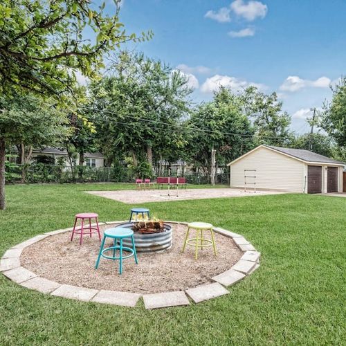 Fire pit right off the back porch area!