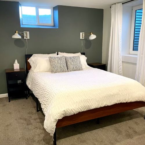 Family &Amp; Dog-Friendly Retreat With Fire Pit 112 Sink into plush bedding designed for ultimate comfort.