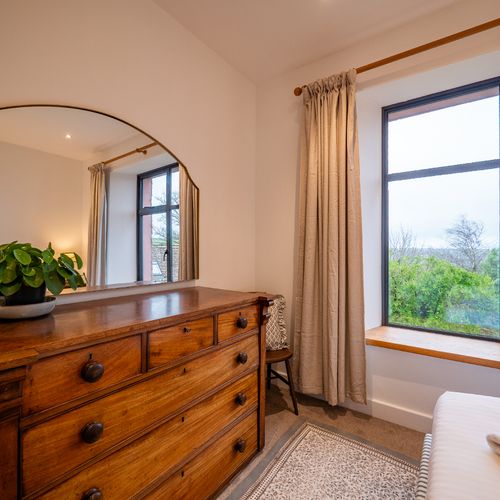 1d8bef25 fbd2 4369 8d44 e8cc5a6e3439 homerunner