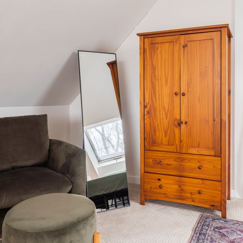 The sitting area in the loft.
