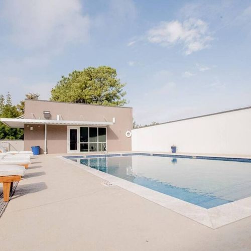 Sparkling resort-style pool w/ plenty of deck space to lounge & unwind.