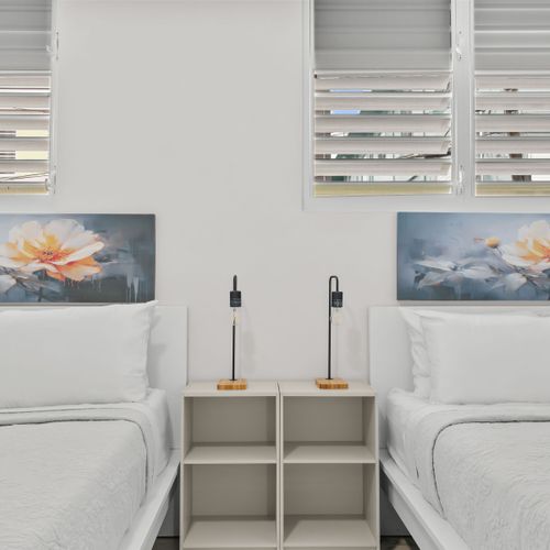 Natural light and modern art. Your stylish home away!