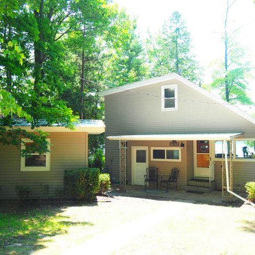 Exterior:  the front of the cottage from the road.