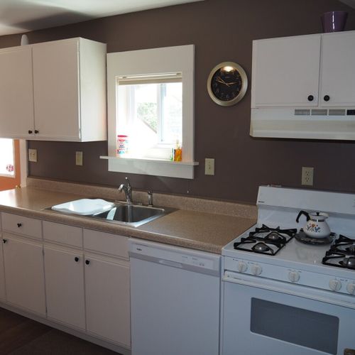 Overall:  the home has a modern kitchen with all appliances including a dishwasher.