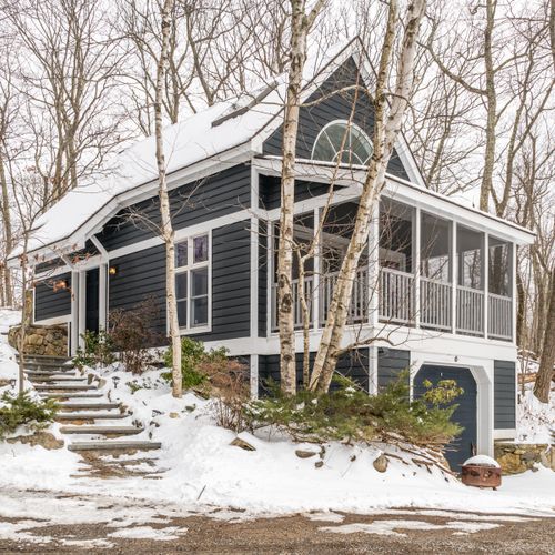Welcome to the Guest House at Garrison Woods!