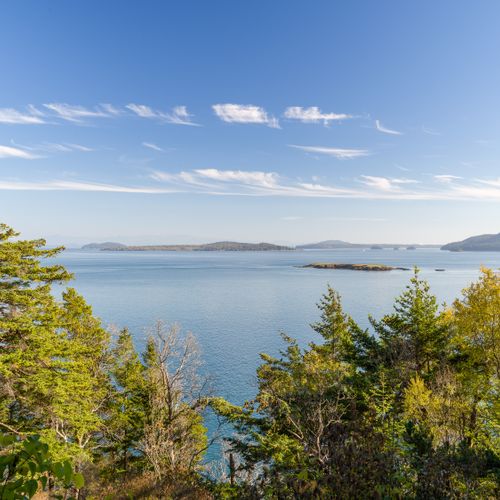 One of the best views for dining.....why go out?