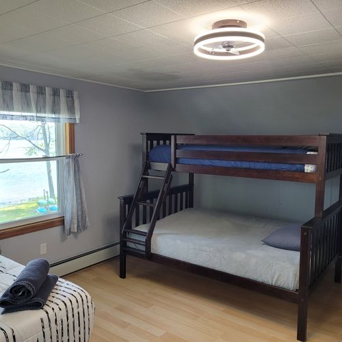 BEDROOM #4:  Just like Bedroom #3, it also features a twin-on-full bunk bed and a queen-size bed.