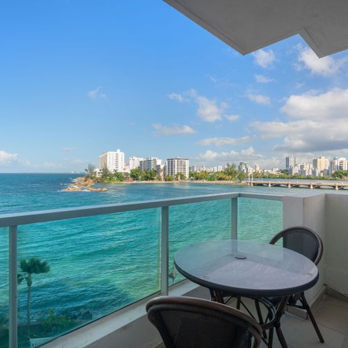 Balcony bliss: your front-row seat to paradise
