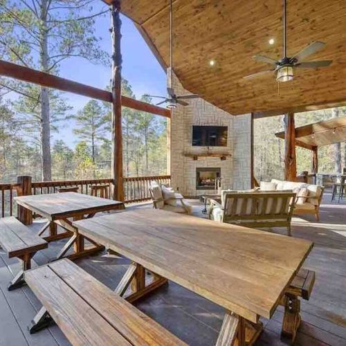 Outdoor dining area under the covered patio.