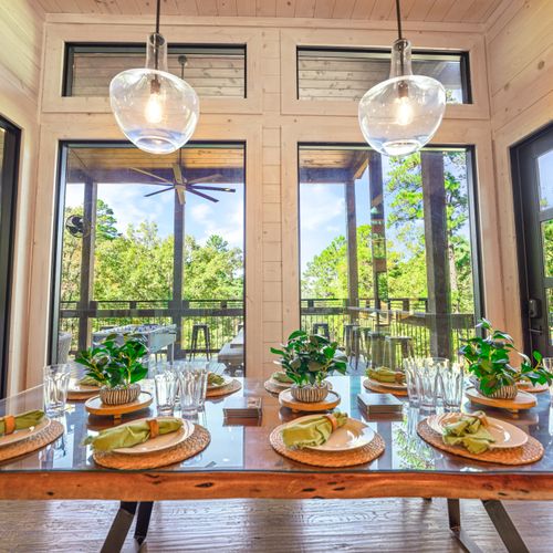 Every meal becomes a memory when you’re overlooking the trees and beautiful sky views at Glass and Timber.