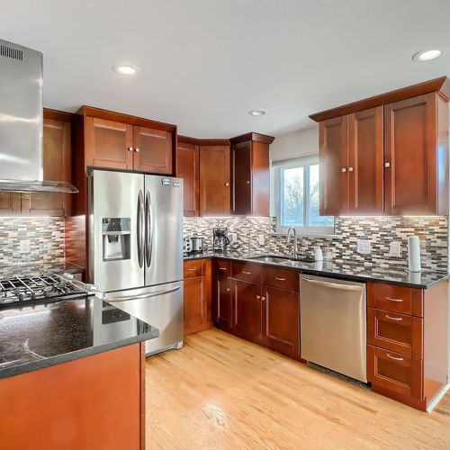 Our kitchen comes complete with upgraded appliances, cooking essentials, necessary utensils and bakeware to create delicious meals at home.
