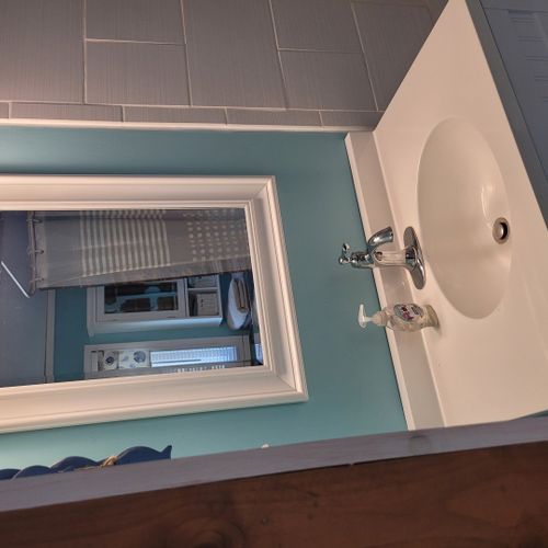 Bathroom:  the cabin has a very cute and recently-updated full bathroom