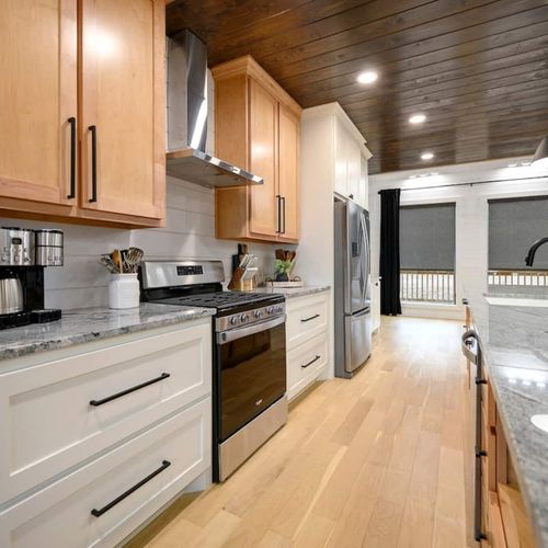 Stainless steel appliances in the kitchen!