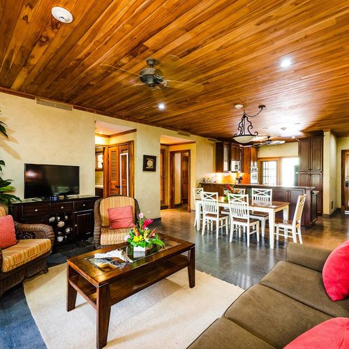 This room has central A/C to keep you cool.