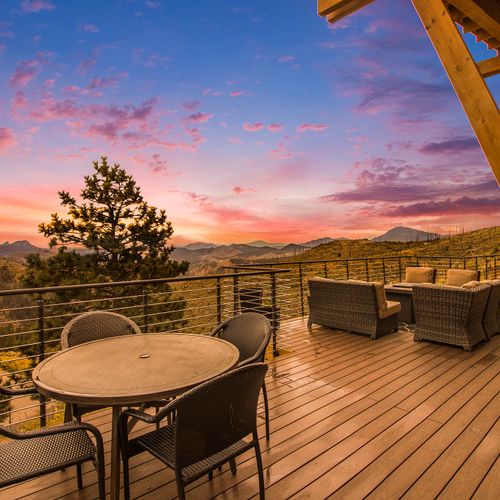 From every angle, our luxury lodge captivates with its awe-inspiring mountain views and memorable sunsets.