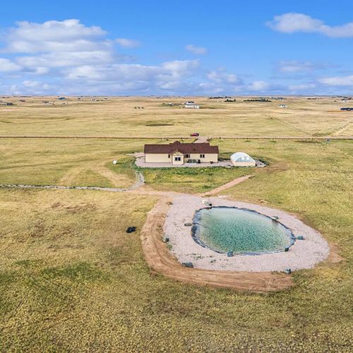 Where privacy and nature connect.
