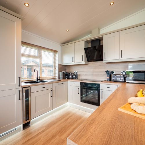 2a110a09 c3a8 4149 9159 ce49d2016c73 homerunner