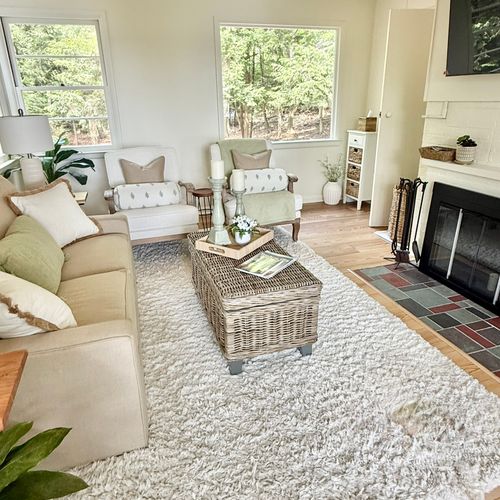 LIVING ROOM:  Another view of the beautiful living room