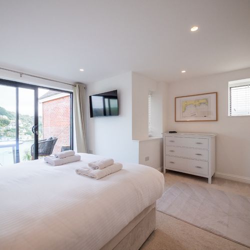 Trafalgar Cottage 115 2be5288c 68b6 4c6a a833 8f39d00b4107 homerunner