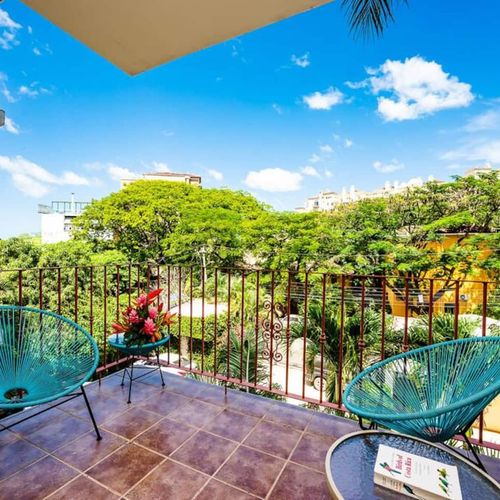 There are several terraces in the unit to look at birds and monkeys, there are even books to identify them at the condo!
