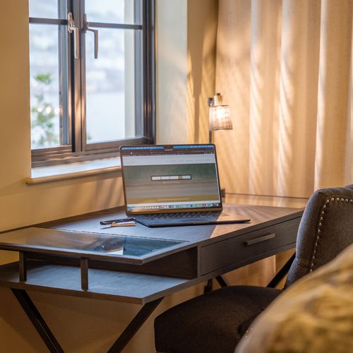 2dfe9e21 1607 4c0b 8b7b 41702782729d homerunner