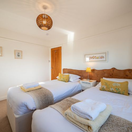 2e7c36eb 73f7 4a45 a2cf 61ec4f2177c7 homerunner