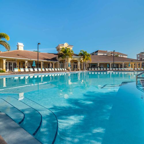 Vista Cay Resort Large Pool