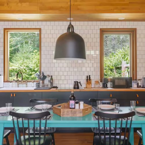 The guest house kitchen is equipped with everything you need!