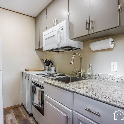 The galley kitchen provides all the necessities you'll need during your stay.