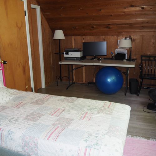 Bedroom #4 (second floor):  features 2 twin beds and a desk / work area.