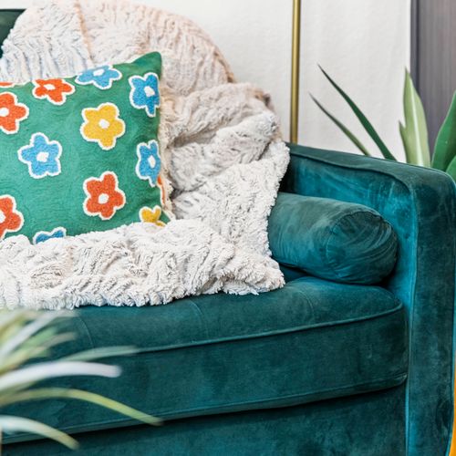 33f6b7b7 688e 4070 ae34 33968077151b homerunner