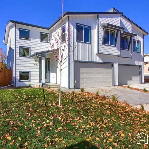 Comfort and convenience come together in this mod-farmhouse duplex with an open floor plan connecting the kitchen and living area. A wonderful place for entertaining family and friends.