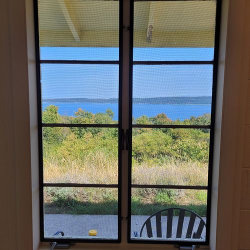 Kitchen:  the home has a very cute and newly updated kitchen with all appliances, including a dishwasher. Also includes a small breakfast nook with stools and a great view of crystal lake!